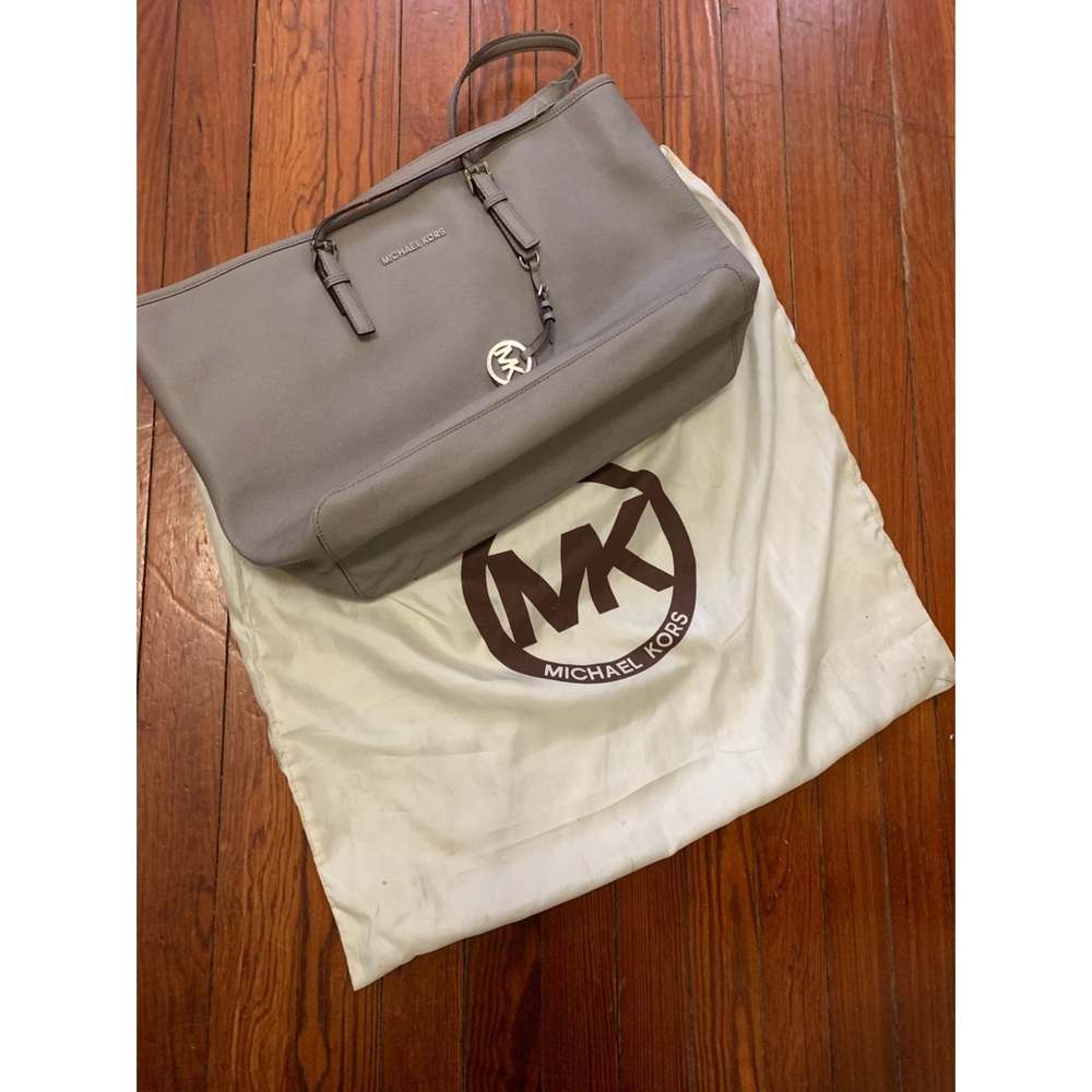 Micheal Kors Tote